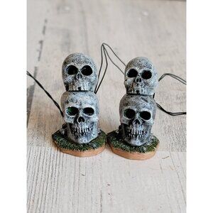 Lemax lighted‎ skull totem Halloween village accessory